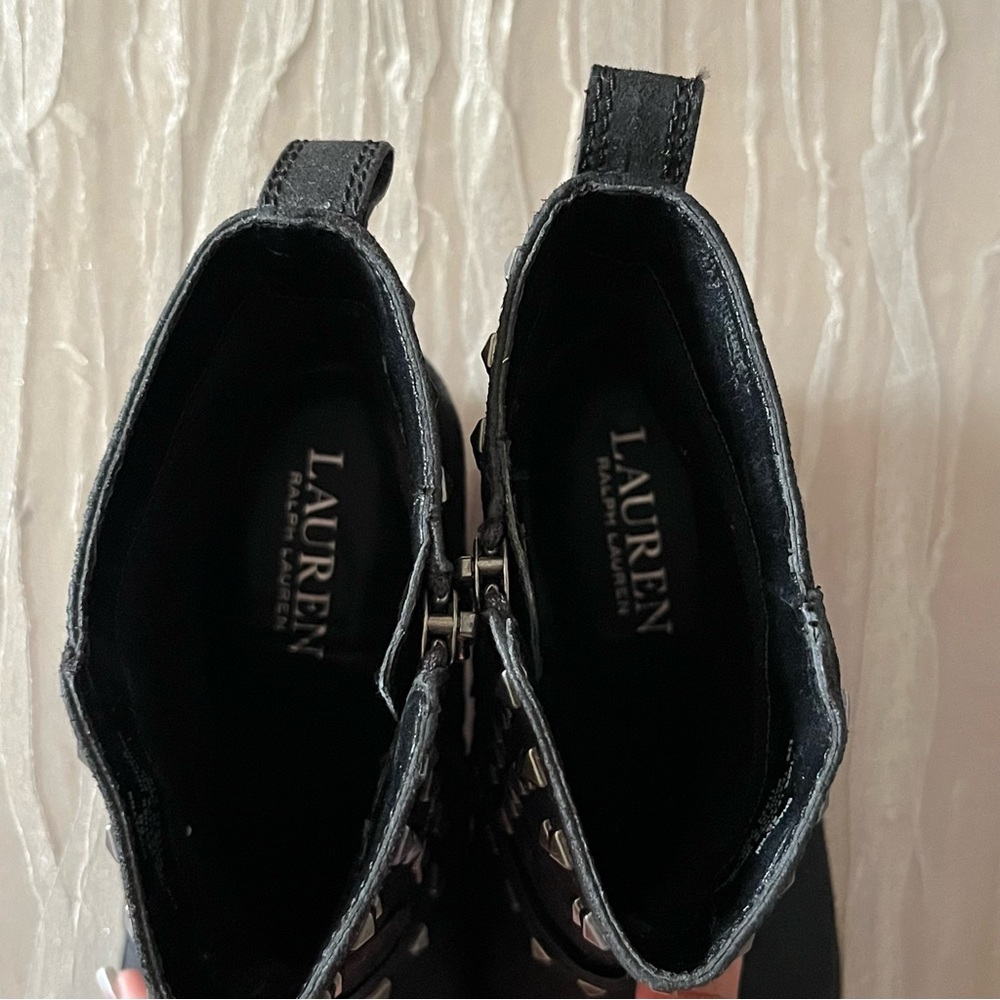 Lauren Ralph Lauren booties 🥾 - Picture 11 of 11
